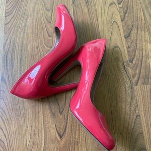 The Limited Farah Hibiscus Patent Pump Pink Sz 7.5